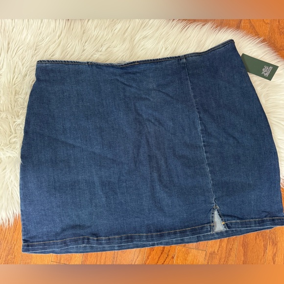 Wild Fable Notch Front Seamed Denim Mini Skirt NEW! - Picture 6 of 11